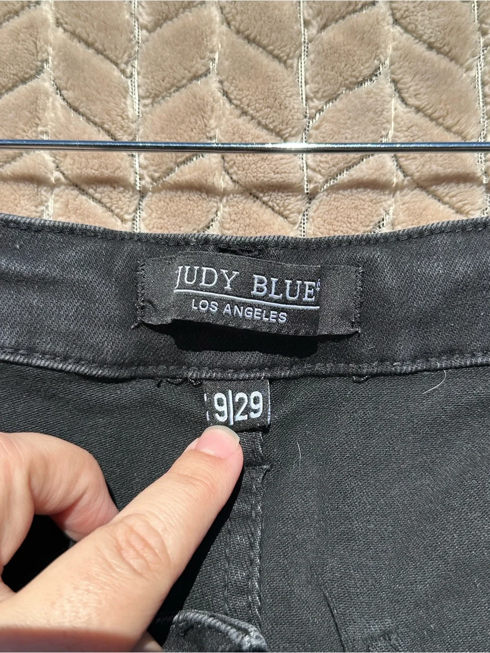 Judy Blue Black Jogger Jeans Women’s Size 9/29 High Rise Stretch Denim Pants - Picture 4 of 10